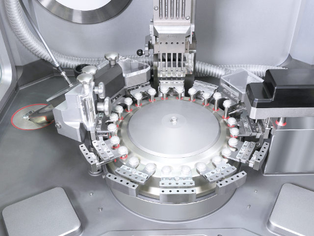 Antibody-Drug Conjugate Single-Use Isolator
